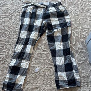 Old Navy Monochrome Plaid Trousers